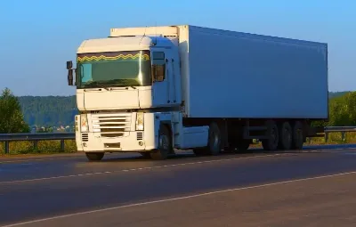 İzmir ile Otlukbeli Arası Öğrenci Eşyası Taşıma